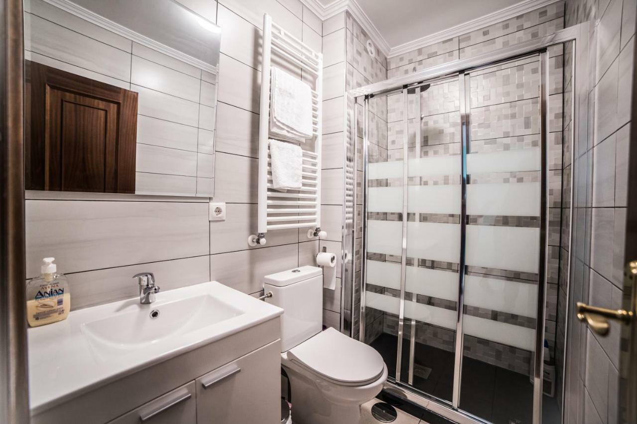 Apartamentos Enteros O Lagar 梅利德 外观 照片