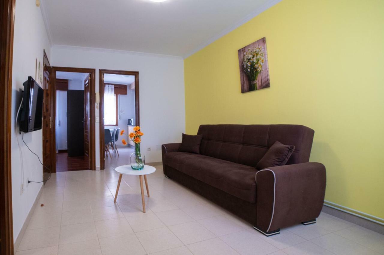 Apartamentos Enteros O Lagar 梅利德 外观 照片